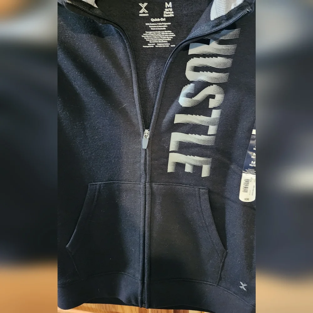 XERSION Quick-Dri NWT Boy's 10/12 Fleece Lined Black Zip Hoodie Hustle Logo‎